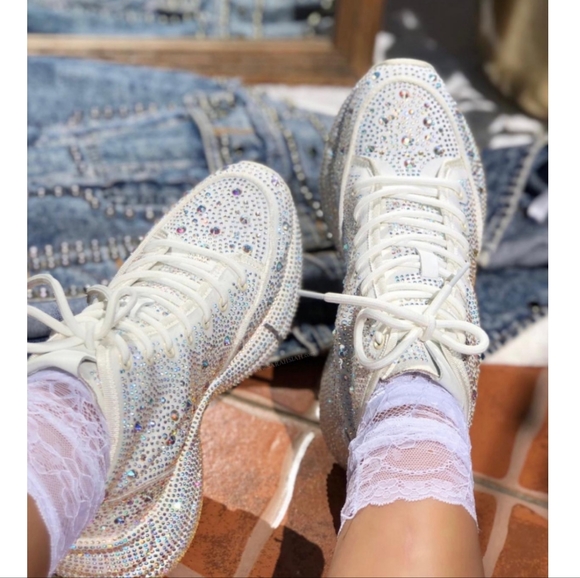 𝘽𝘼𝘾𝙆 𝙄𝙉 𝙎𝙏𝙊𝘾𝙆🖤𝑹𝒉𝒊𝒏𝒆𝒔𝒕𝒐𝒏𝒆 𝑷𝒍𝒂𝒕𝒇𝒐𝒓𝒎 - WHITE - Picture 3 of 13